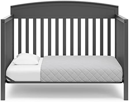 Сгъваемо кошче Graco Benton 5 в 1 (сив) – сертифициран от GREENGUARD Gold, разгъва от бебешки легла в яслата за децата, дивана и полноразмерную легло, подходящи за стандартен пълн?