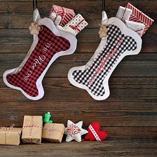 Комплект от 2 коледни чорапи за кучета Cappy & Luna Creations - Коледни чорапи с палав и красиви камъни - Чорапи за кучета с бейджиком с участието на лапи - Черно-червени Коледн?