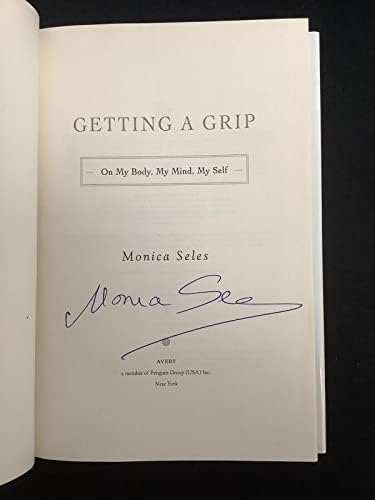 Моника Селеш ￼Книга с автограф Getting a Grip￼ Автограф на Турнири от Големия шлем JSA - Тенис списания с автограф