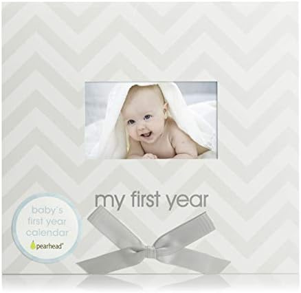 Календар на първата година от живота Pearhead Baby, който проследява Всяка Граница и спомен, Сив Шеврон