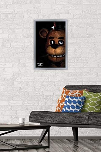 Trends International Five Nights at Freddy's - Плакат на Фреди на стената, 22.375 x 34, Версия без рамка